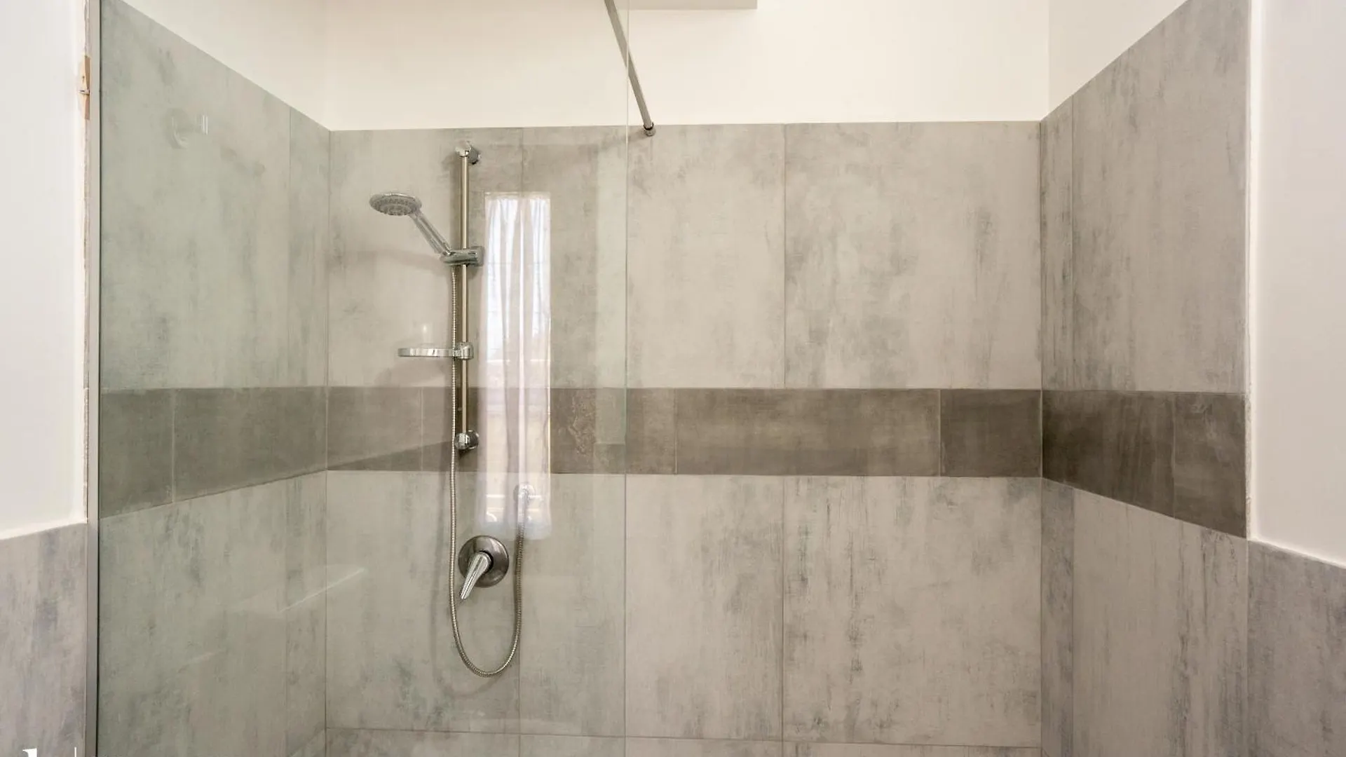 Gasthuis Il Geranio - Resort & Suites Acquedolci