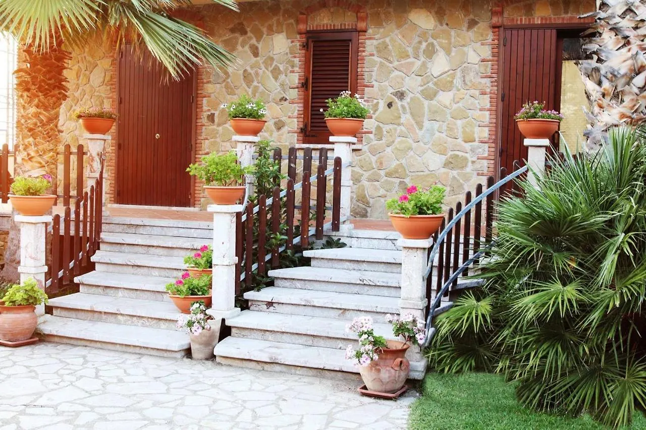 Il Geranio - Resort & Suites Acquedolci 0*,
