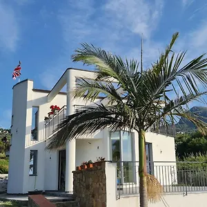 Assabinirica Bed & Breakfast