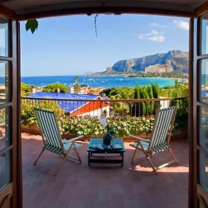 Il Glicine Sul Golfo Mondello